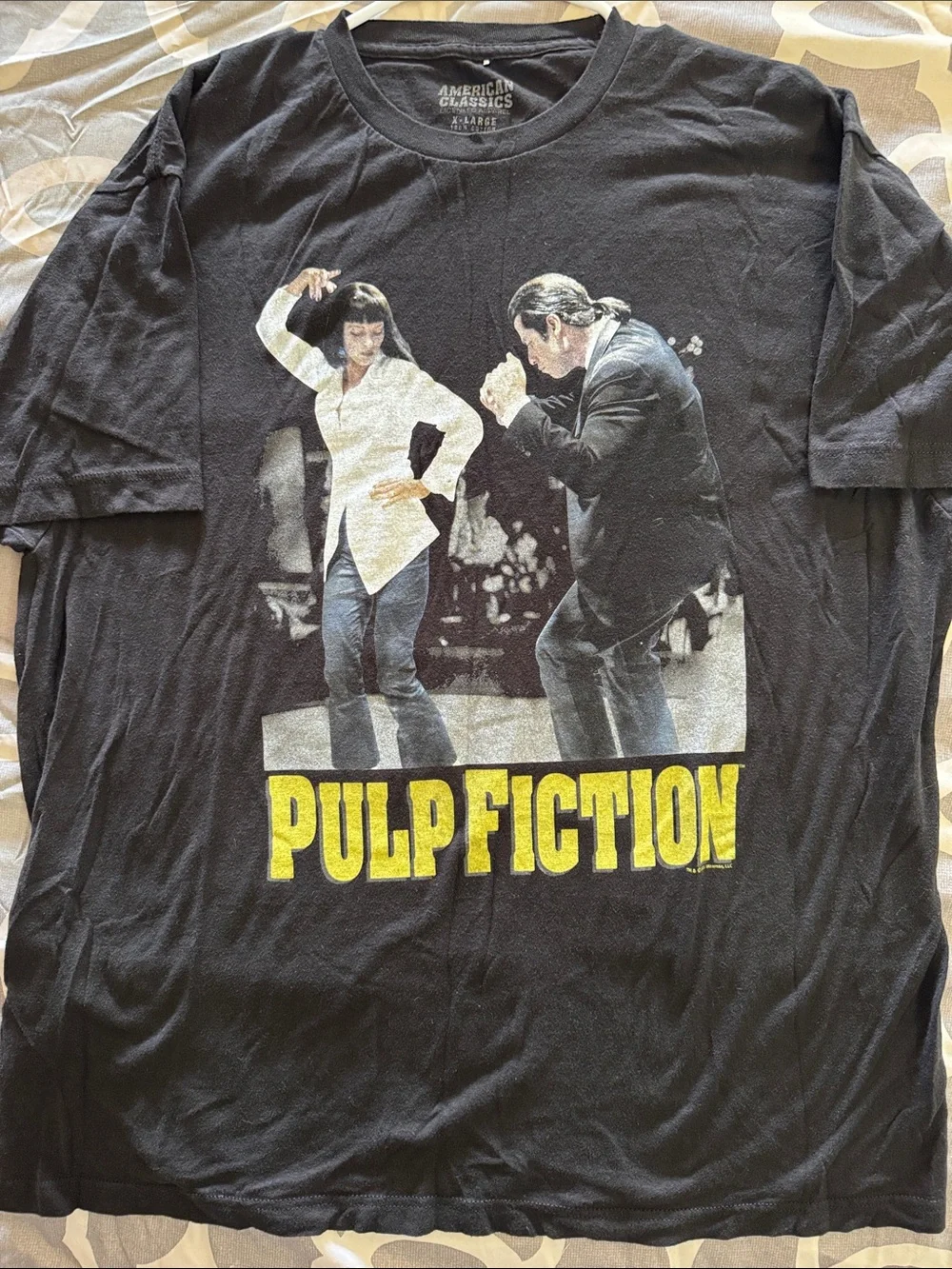 Pulp Fiction Graphic Movie T-Shirt - Picture 1 of 2